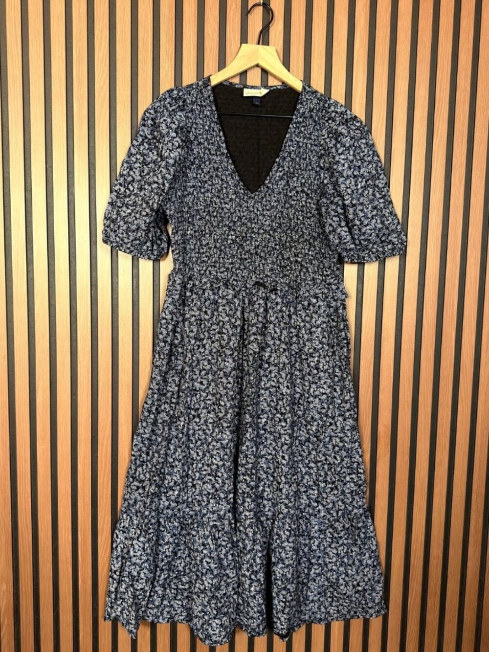Universal Thread Dress Small Womens Blue Floral Short Sleeve Tiered Midi Boho